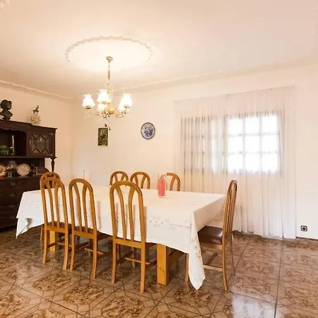 Terrassenhaus Mit Privatem Pool In Prázdninový dům *